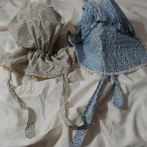 Vintage Floral Bonnet Set in Blue and Cream